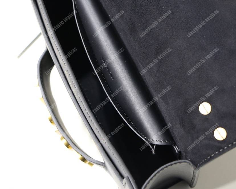 j’aD*or calfskin flap bag black