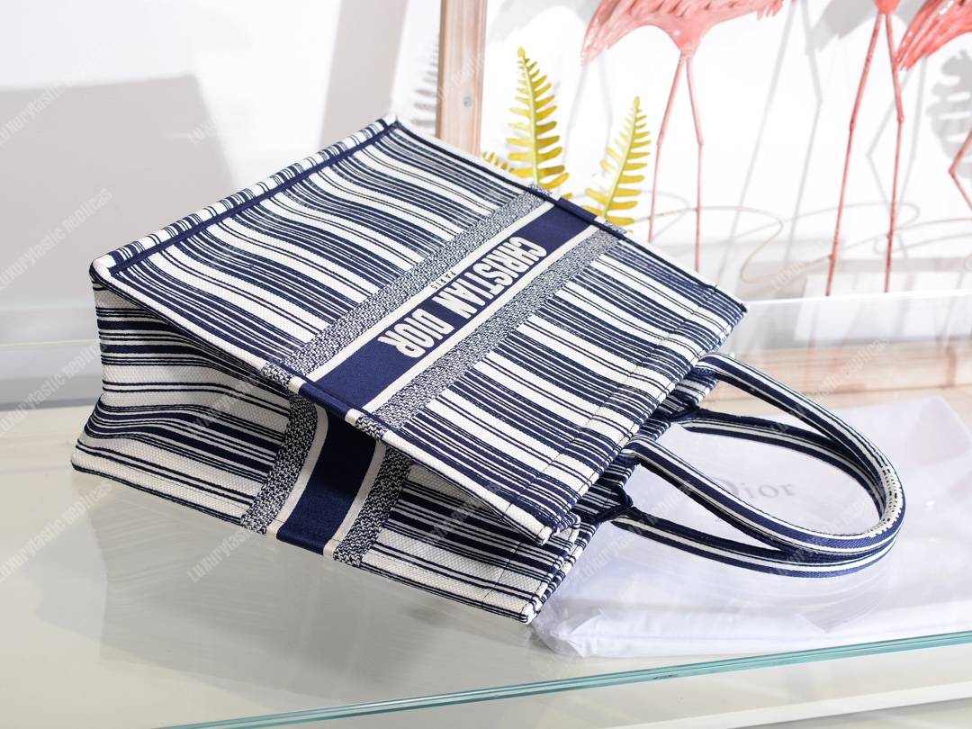 D*or book tote bag marbella exclusive blue