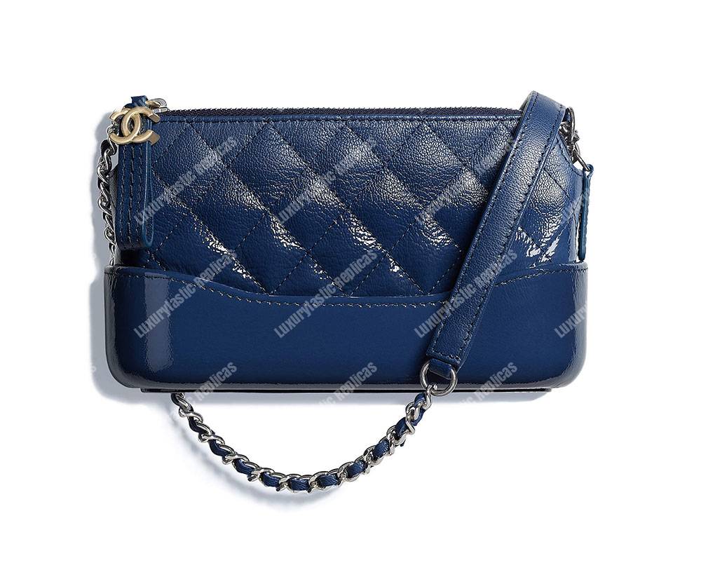 Ch*el clutch with chain blue