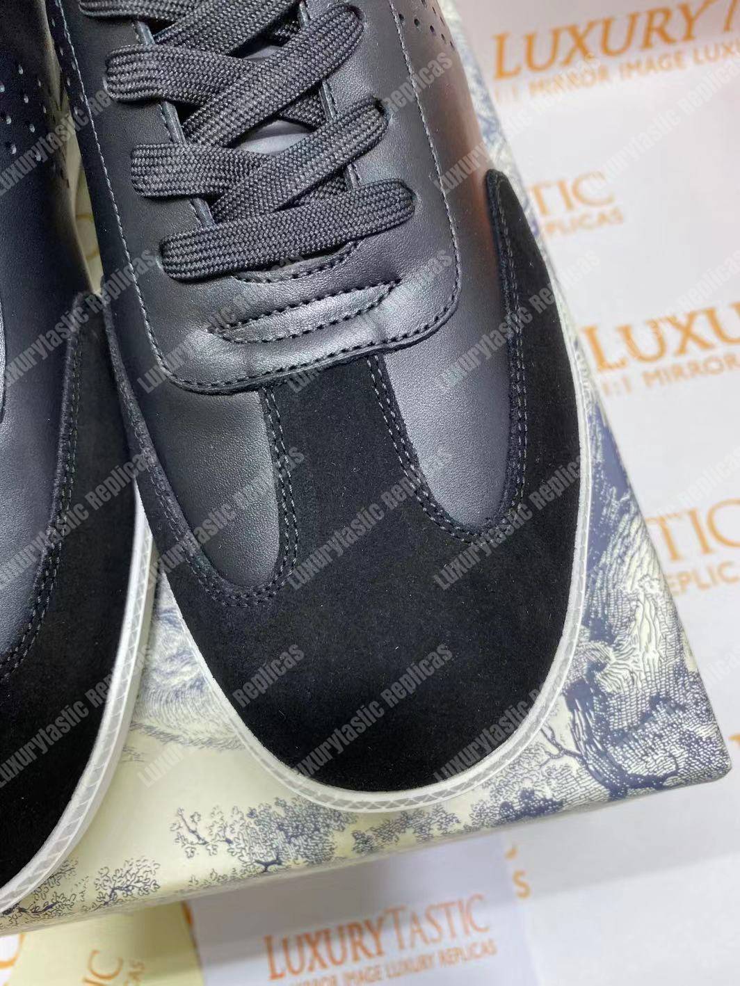 D*or “b01” sneaker black suede calfskin & black smooth calfskin