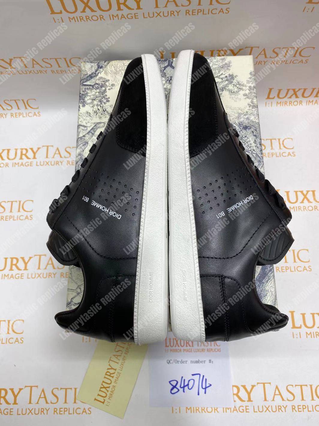 D*or “b01” sneaker black suede calfskin & black smooth calfskin