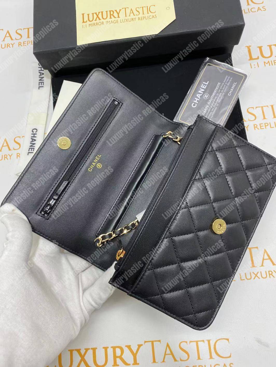 Ch*el wallet on chain lambskin