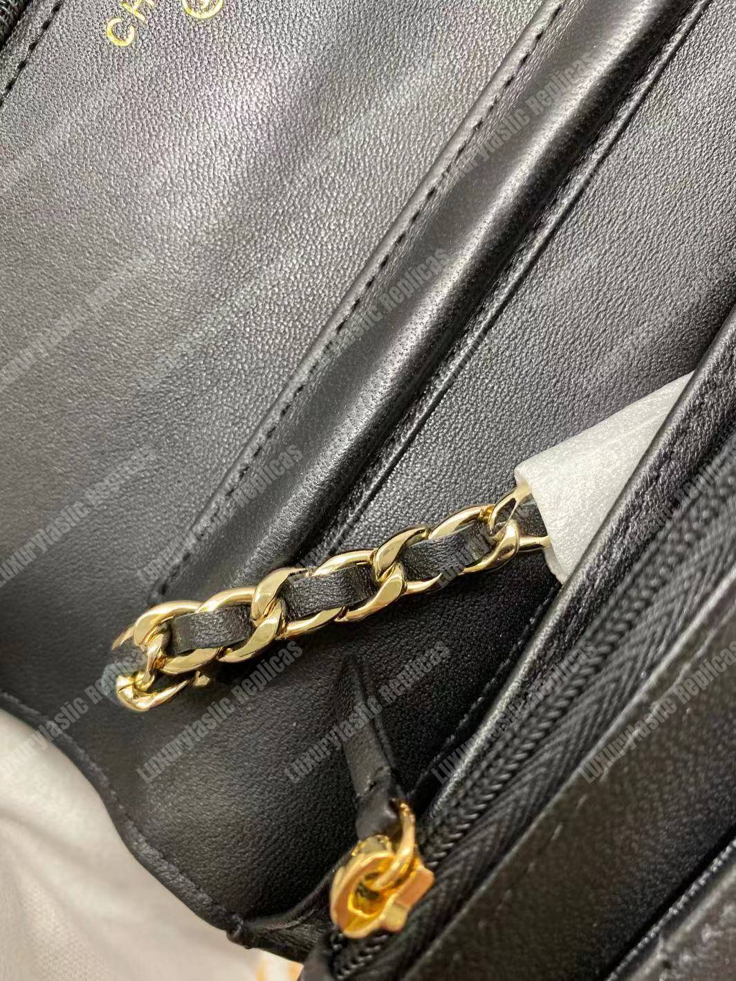 Ch*el wallet on chain lambskin