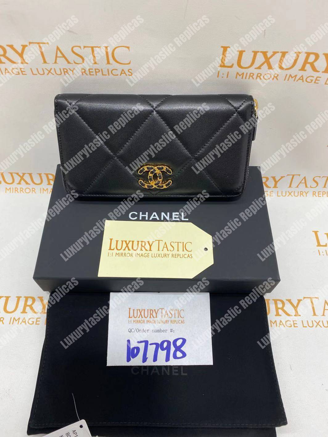 Ch*el 19 long zipped wallet sky black