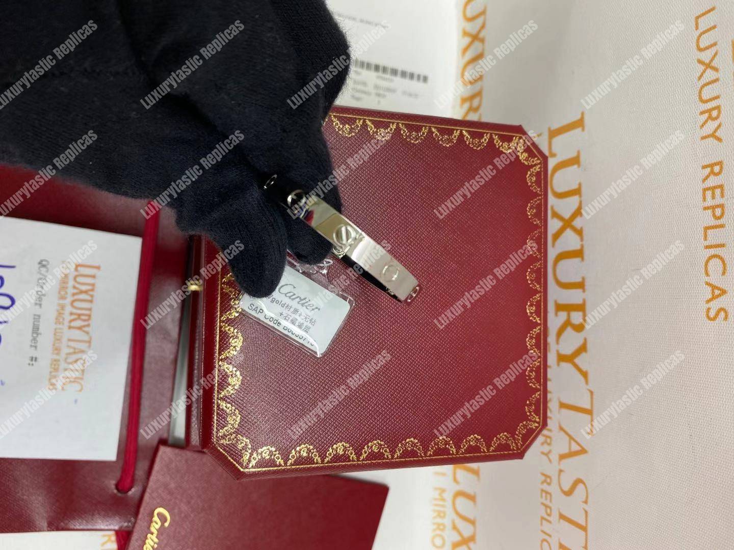 Cartier Love Bracelet Replica