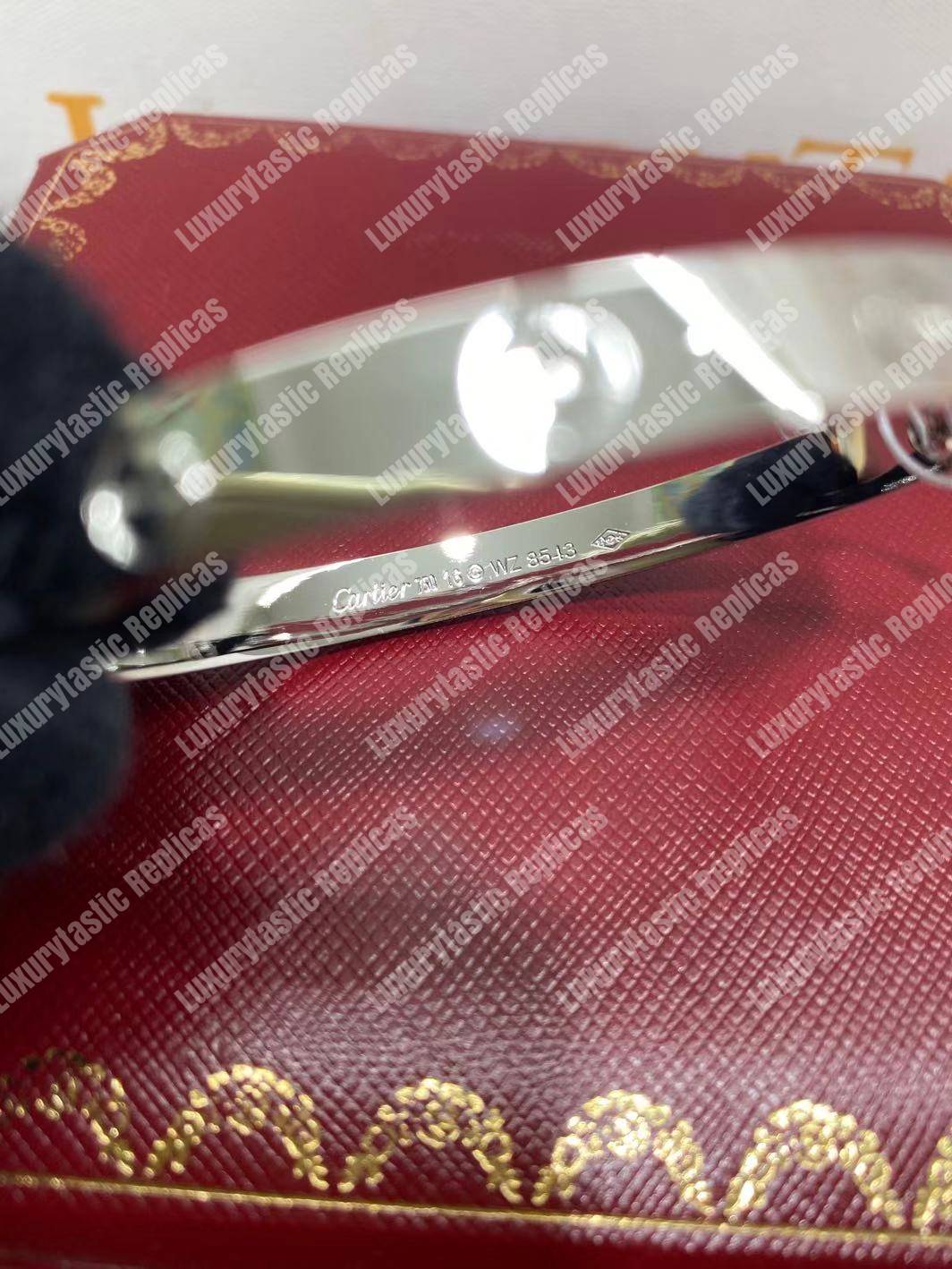 Cartier Love Bracelet Replica