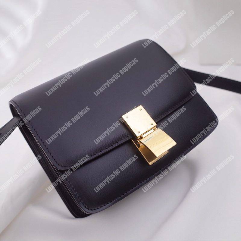 Ce**e teen classic bag in box calfskin black