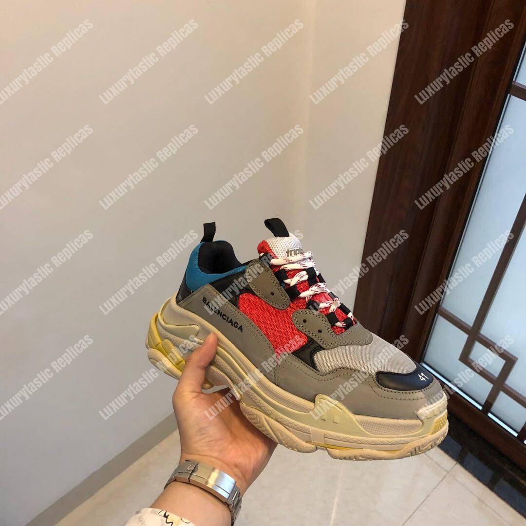 Ba*len*cia*ga triple s sneaker blue / gris / red / black