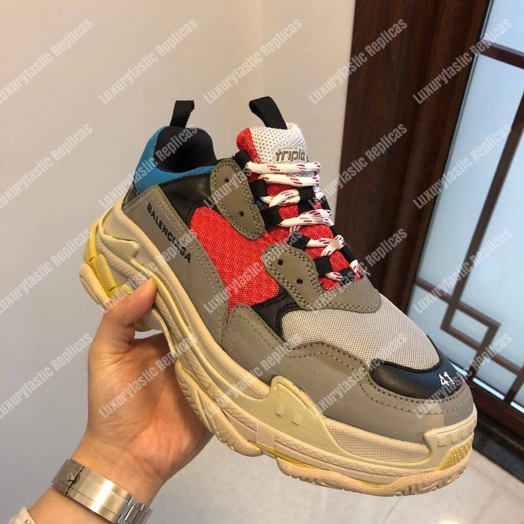 Ba*len*cia*ga triple s sneaker blue / gris / red / black