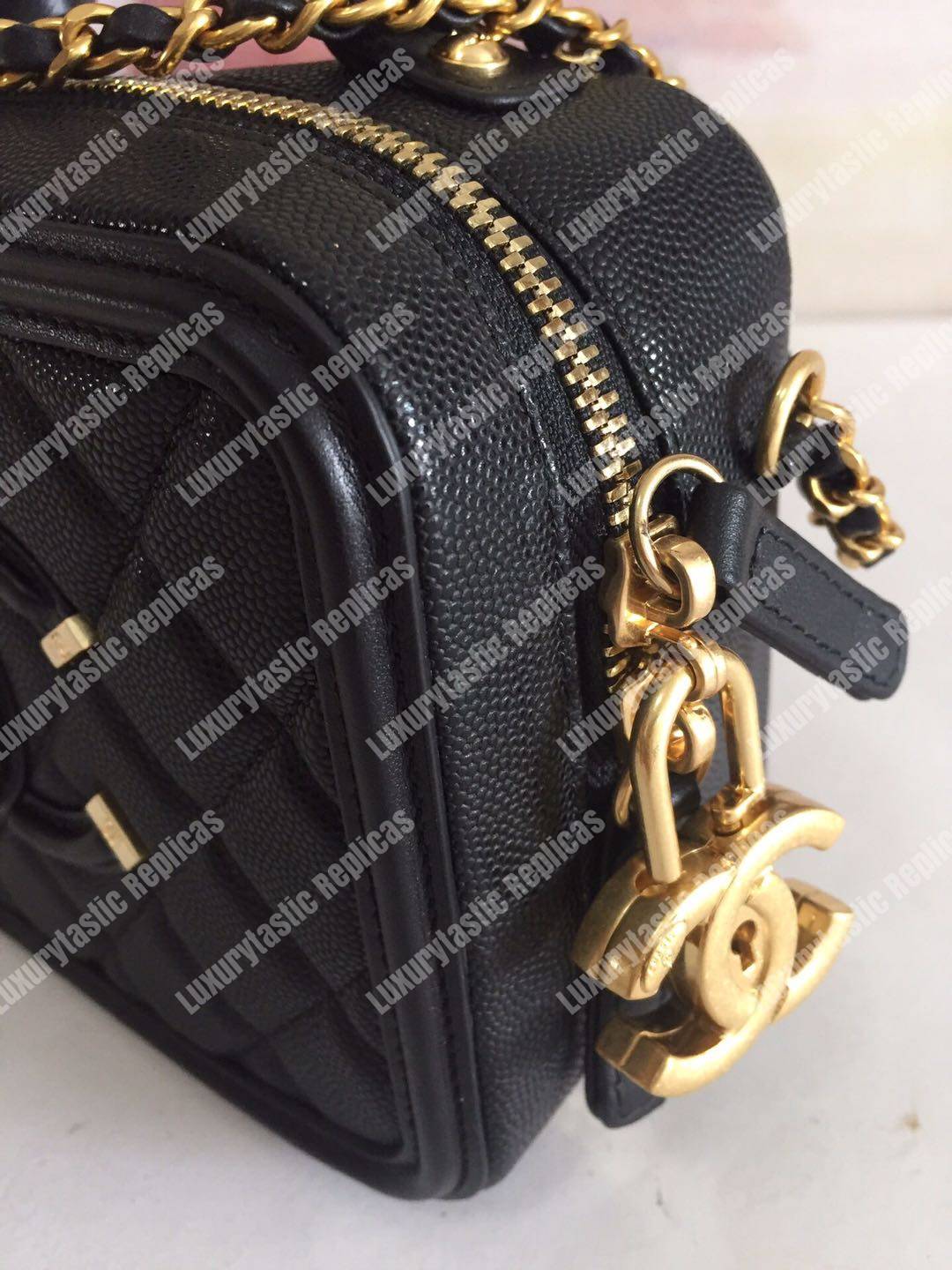 Ch*el small vanity case black