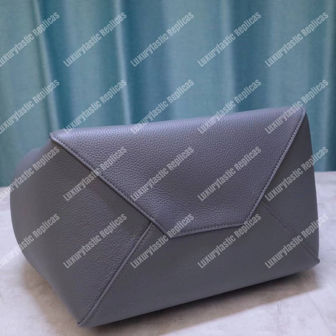 Ce**e small cabas phantom in soft grained calfskin grey