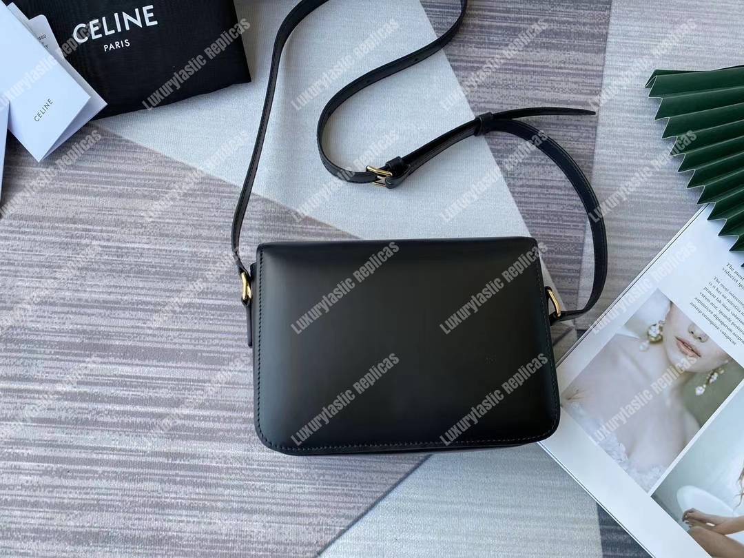 Ce**e teen triomphe bag in shiny calfskin black