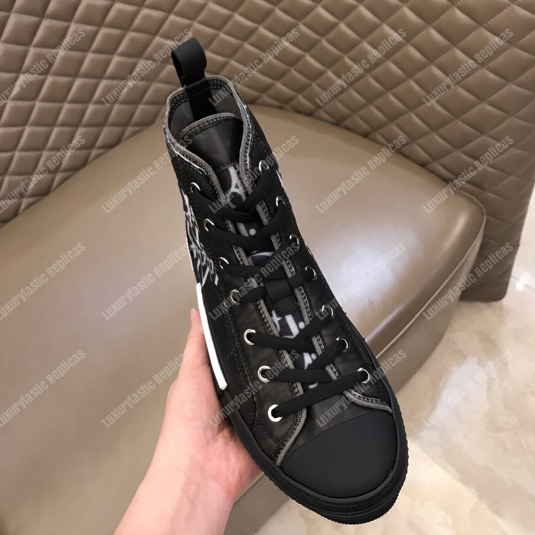 D*or “b23” high-top D*or oblique sneaker