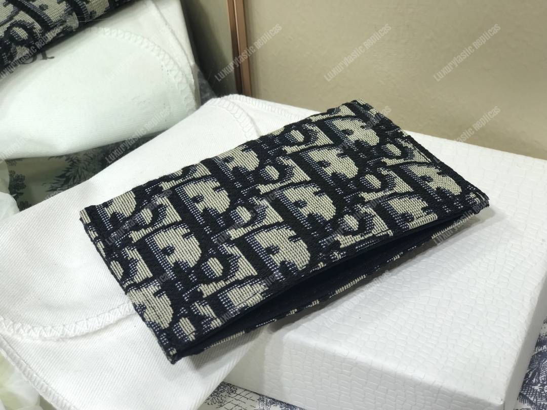 D*or oblique card holder