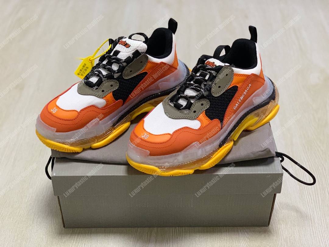 Ba*len*cia*ga triple s clear sole orange