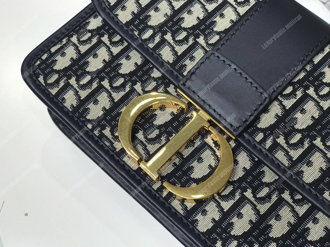 30 montaigne D*or oblique flap bag blue