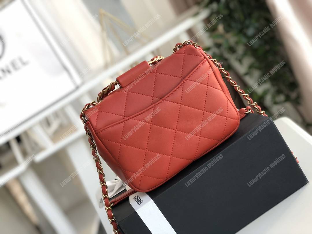 Ch*el small flap bag lambskin red