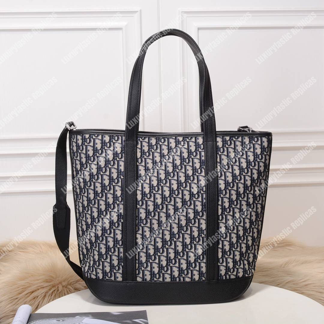 D*or oblique tote