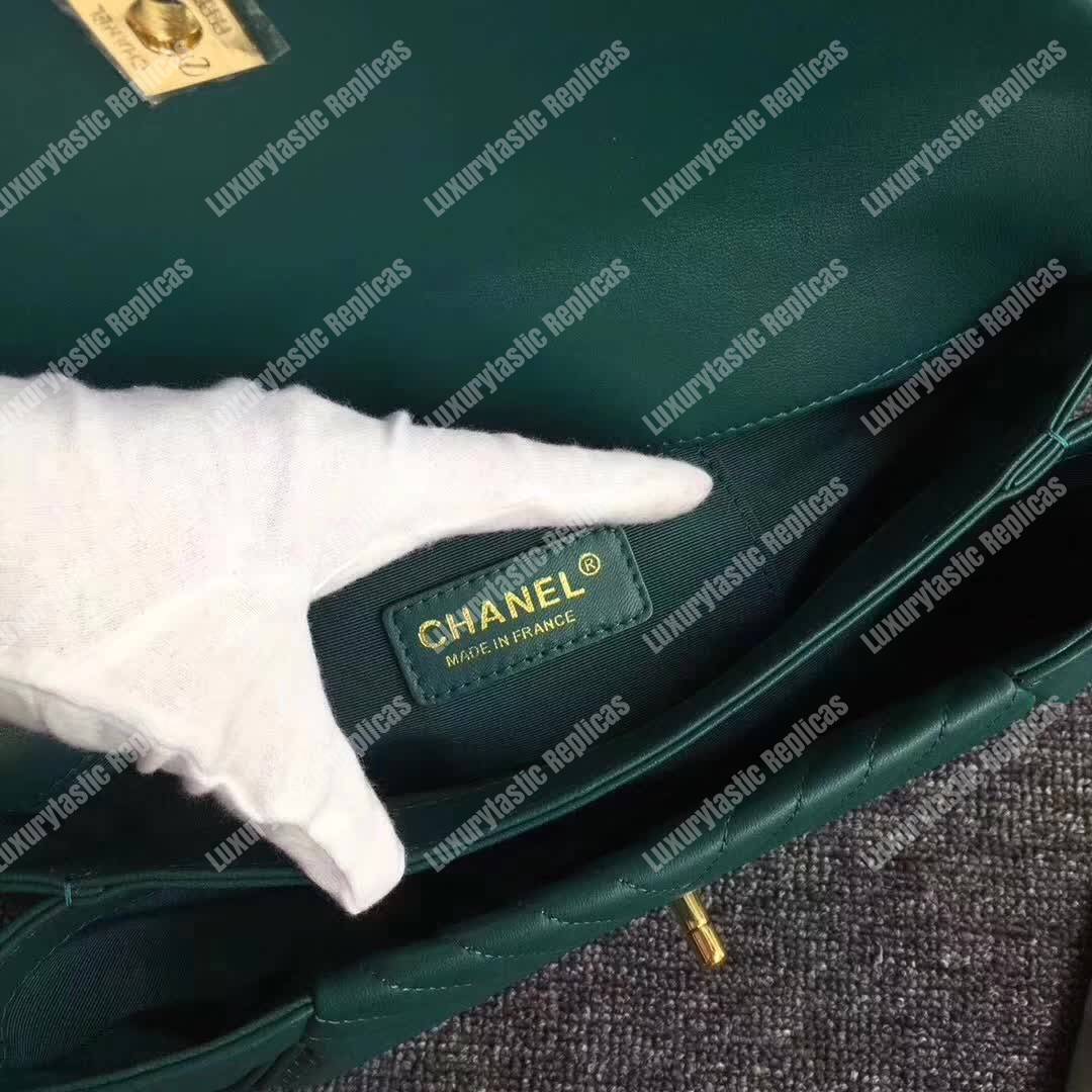 Ch*el reversed clutch green
