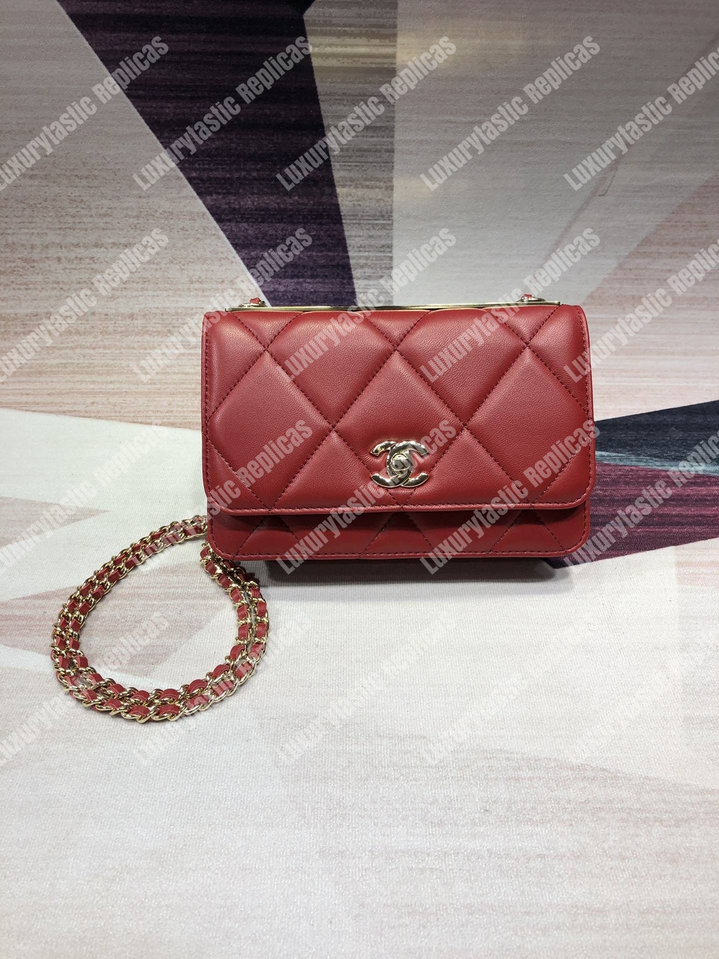 Ch*el wallet on chain – woc lambskin gold-toned metal burgundy