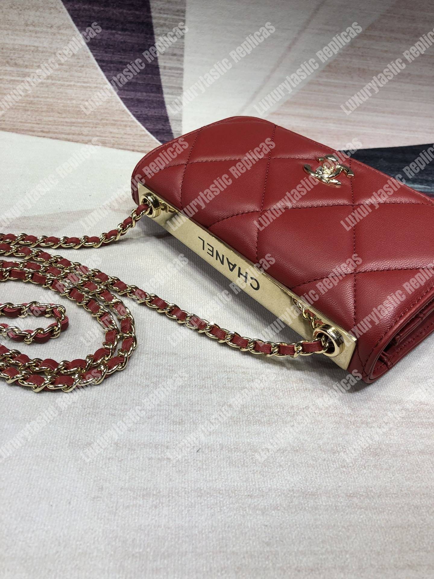 Ch*el wallet on chain – woc lambskin gold-toned metal burgundy