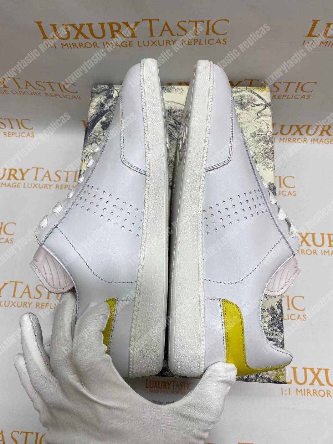 D*or “b01” sneaker white suede calfskin & white smooth calfskin