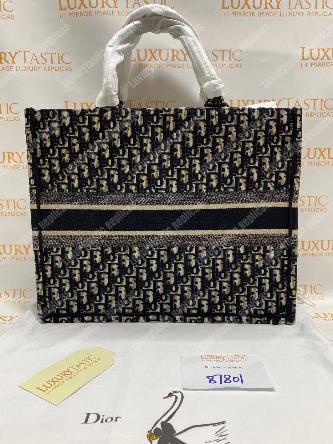 D*or book tote bag in embroidered canvas blue D*or oblique