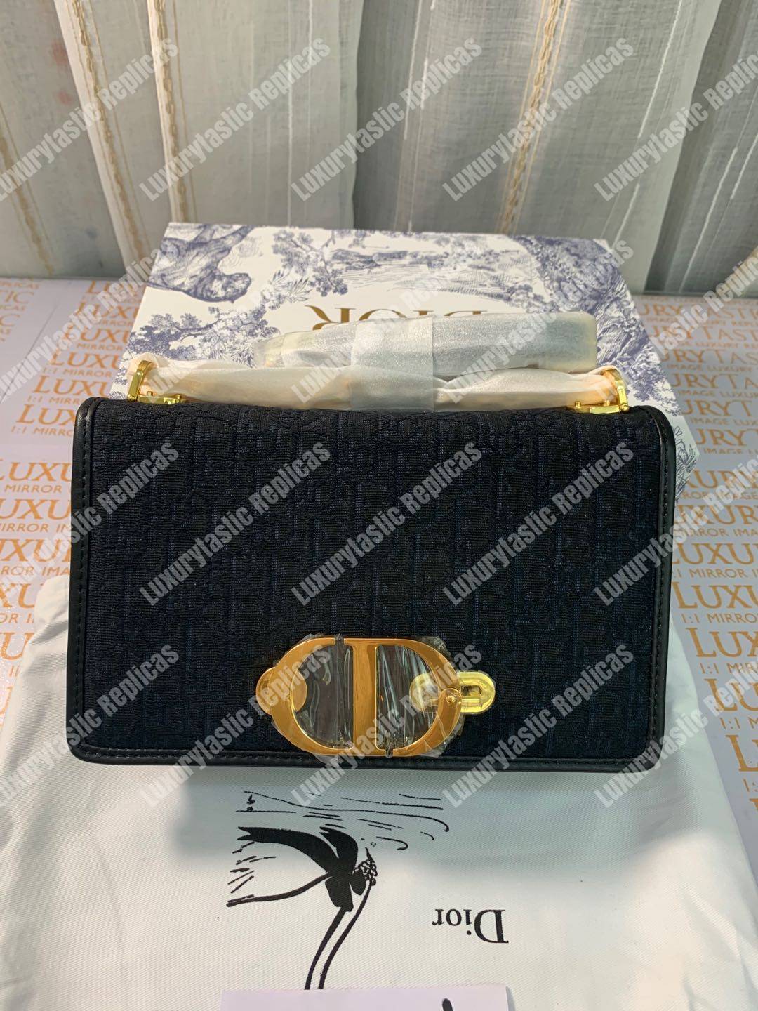 D*or wavy-effect 30 montaigne bag with chain black