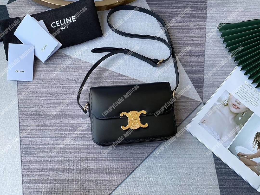 Ce**e teen triomphe bag in shiny calfskin black