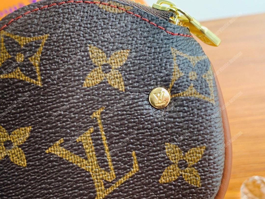LV Round Coin Purse Monogram Cherry