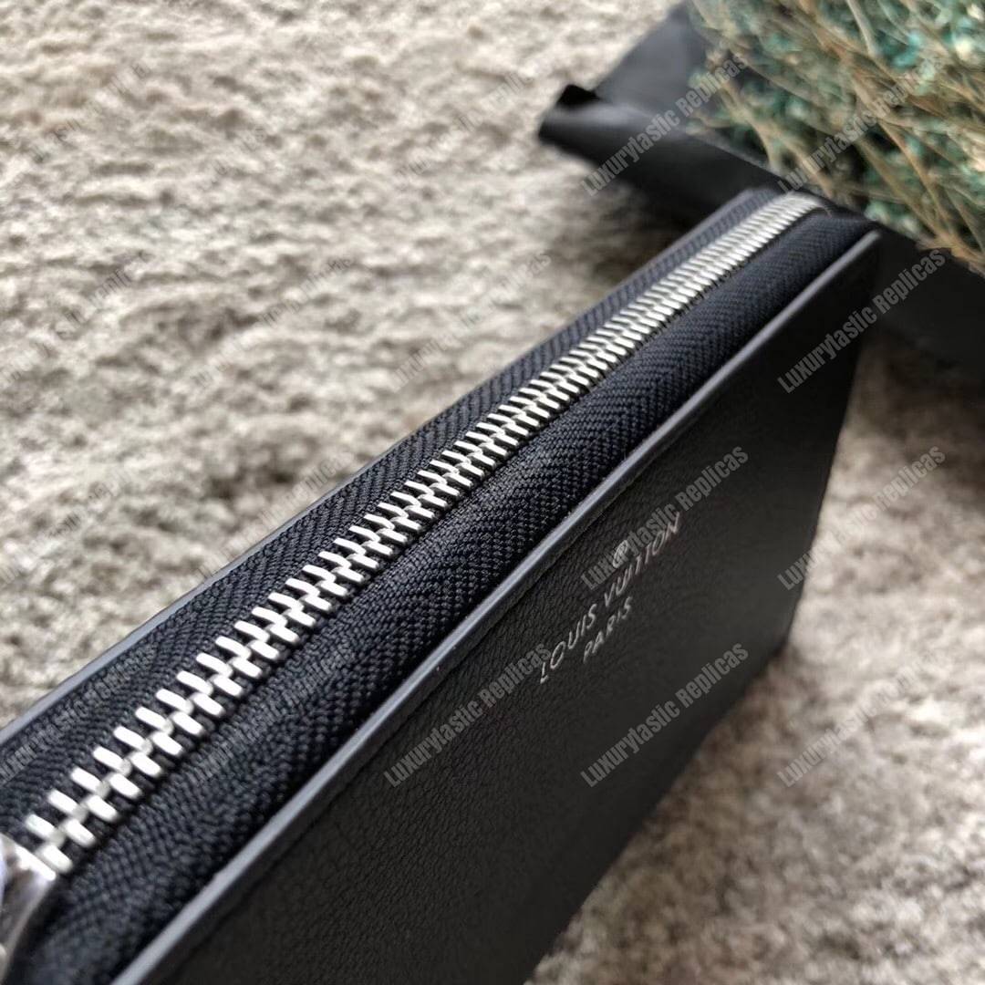 LV Comete Wallet Autres Cuirs Noir