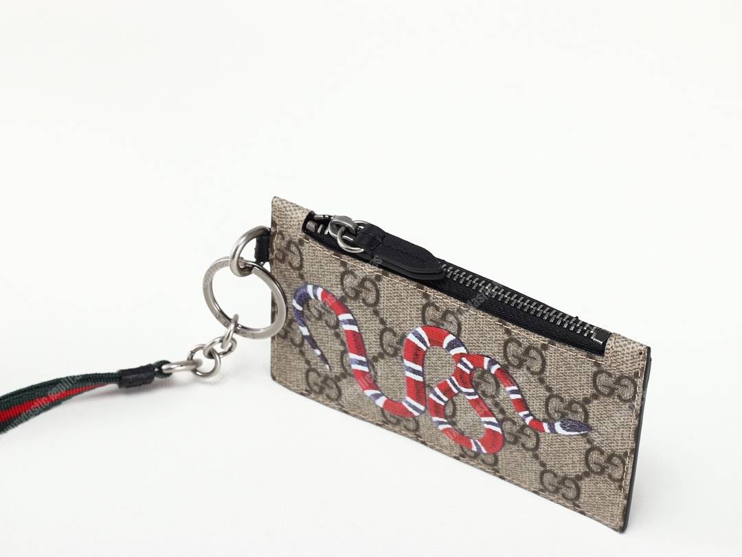 G*u*i kingsnake print gg sup*e card case keychain strap