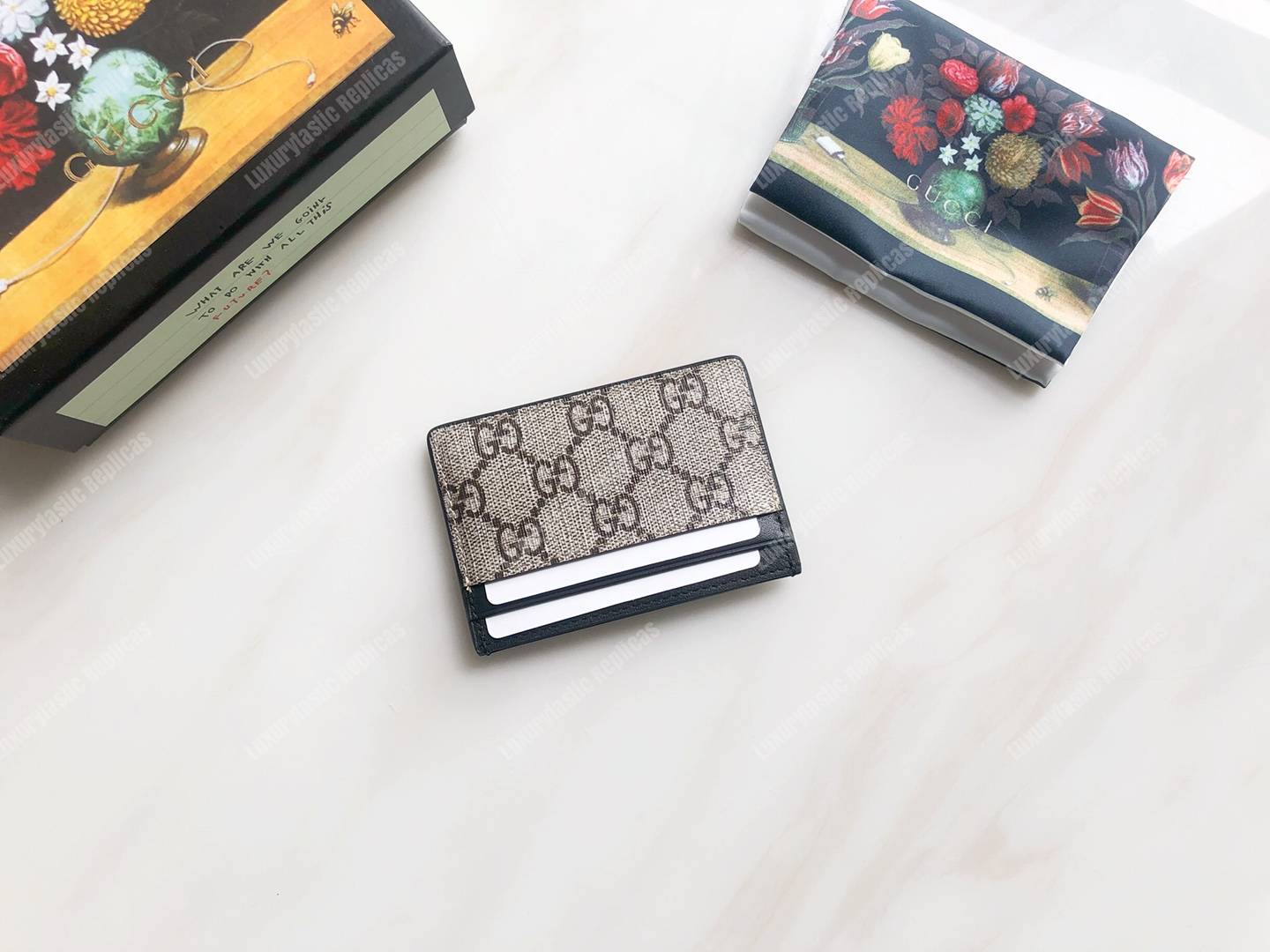 G*u*i kingsnake print gg sup*e card case