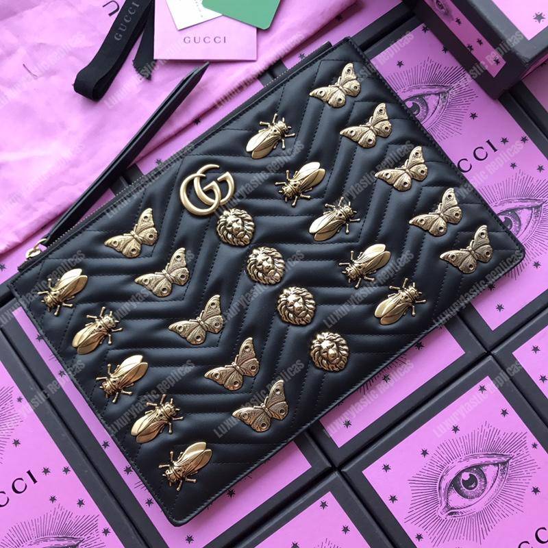 G*u*i gg marmont animal studs leather pouch black