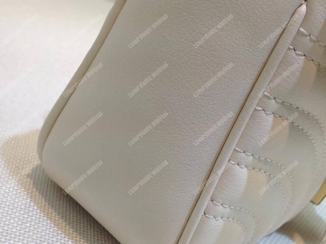 G*u*i gg marmont matelassé mini bag white
