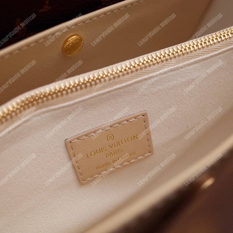 LV Double V Handbag Creme
