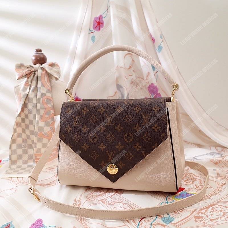 LV Double V Handbag Creme