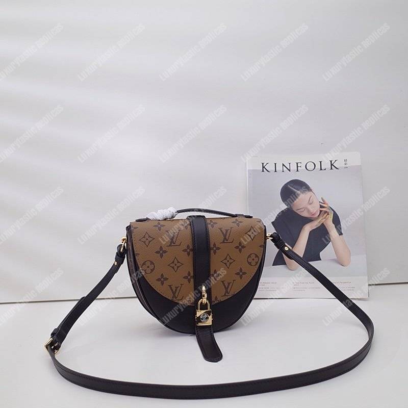 LV Chantilly Lock Monogram Reverse Noir