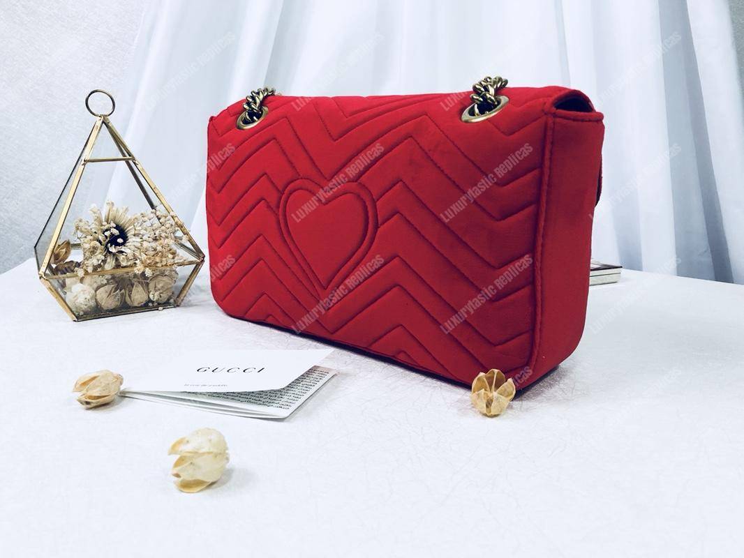G*u*i gg marmont velvet shoulder bag red