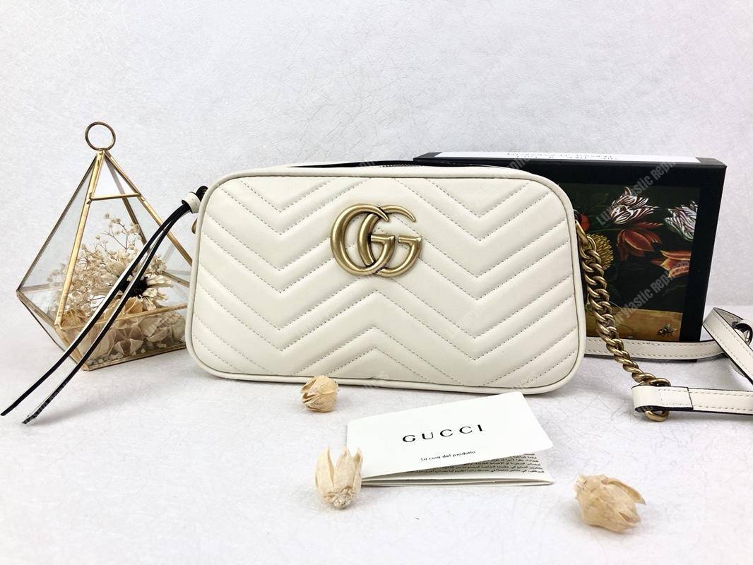 G*u*i gg marmont small matelassé shoulder bag white