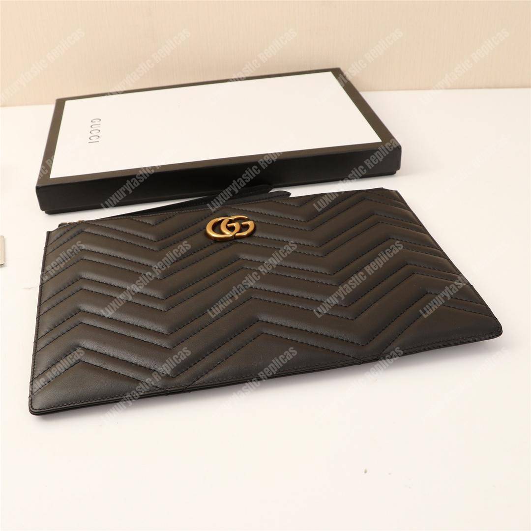 G*u*i gg marmont matelassé leather pouch black
