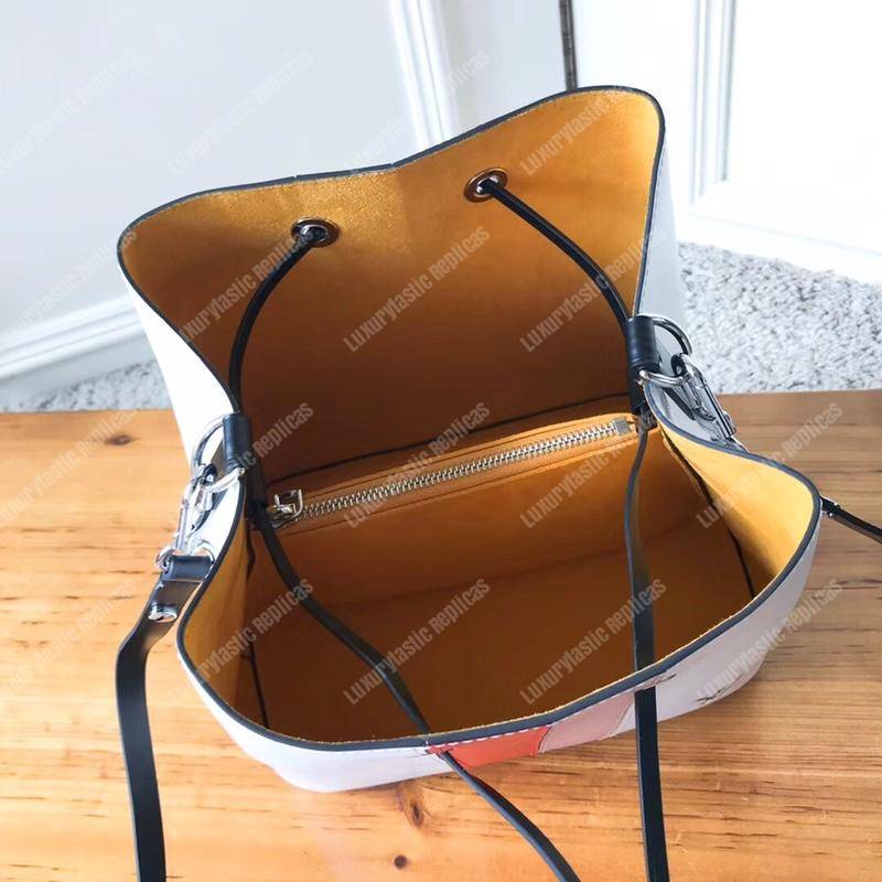 LV NéoNoé Epi Leather Blanc