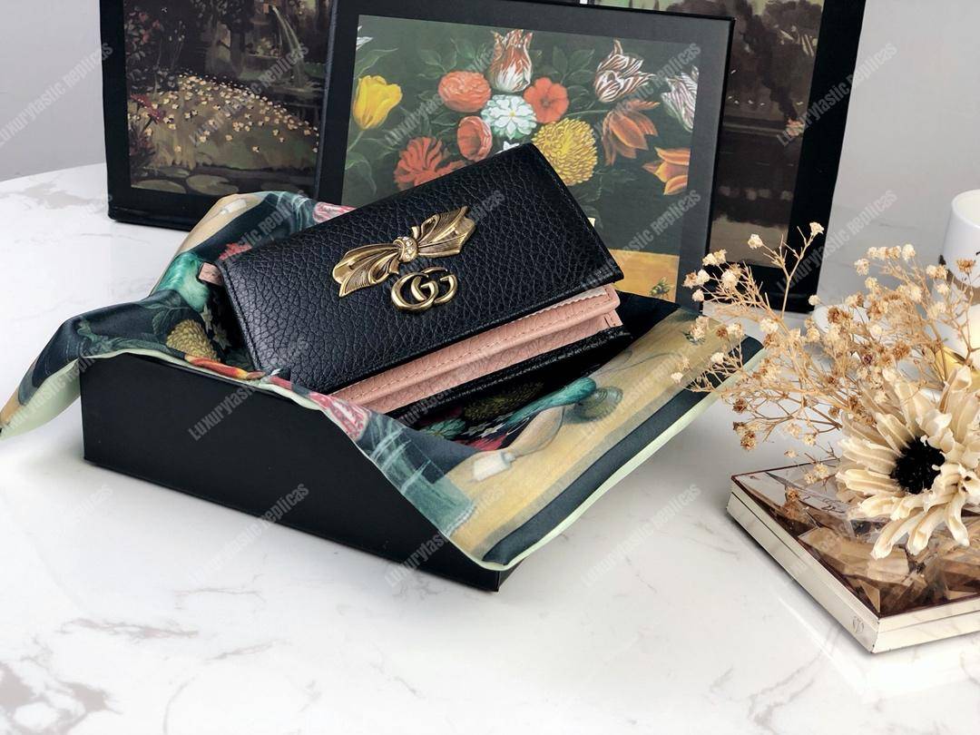 G*u*i leather zip wallet with bow black