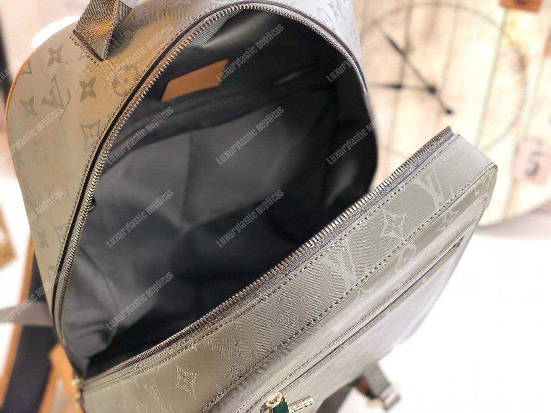 LV Backpack GM Monogram Titanium