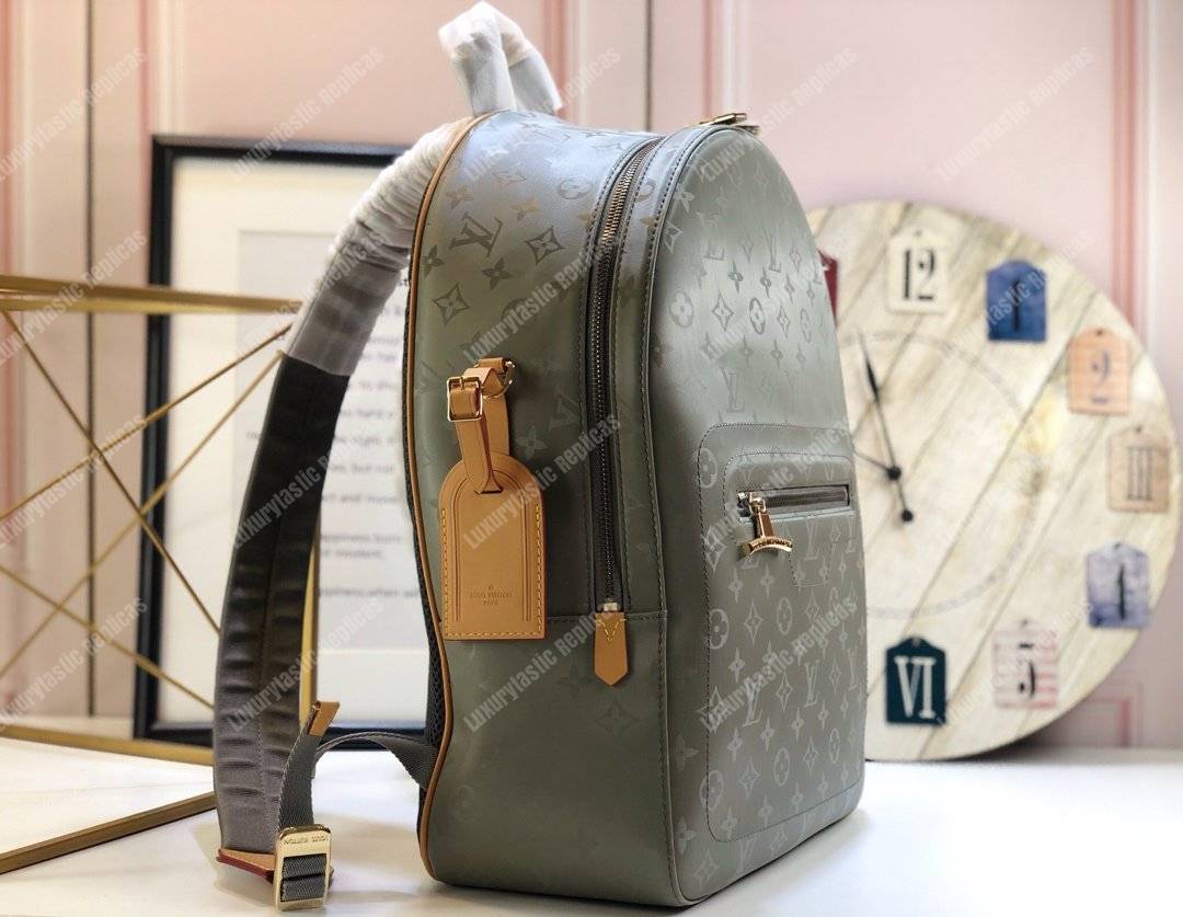 LV Backpack PM Monogram Titanium