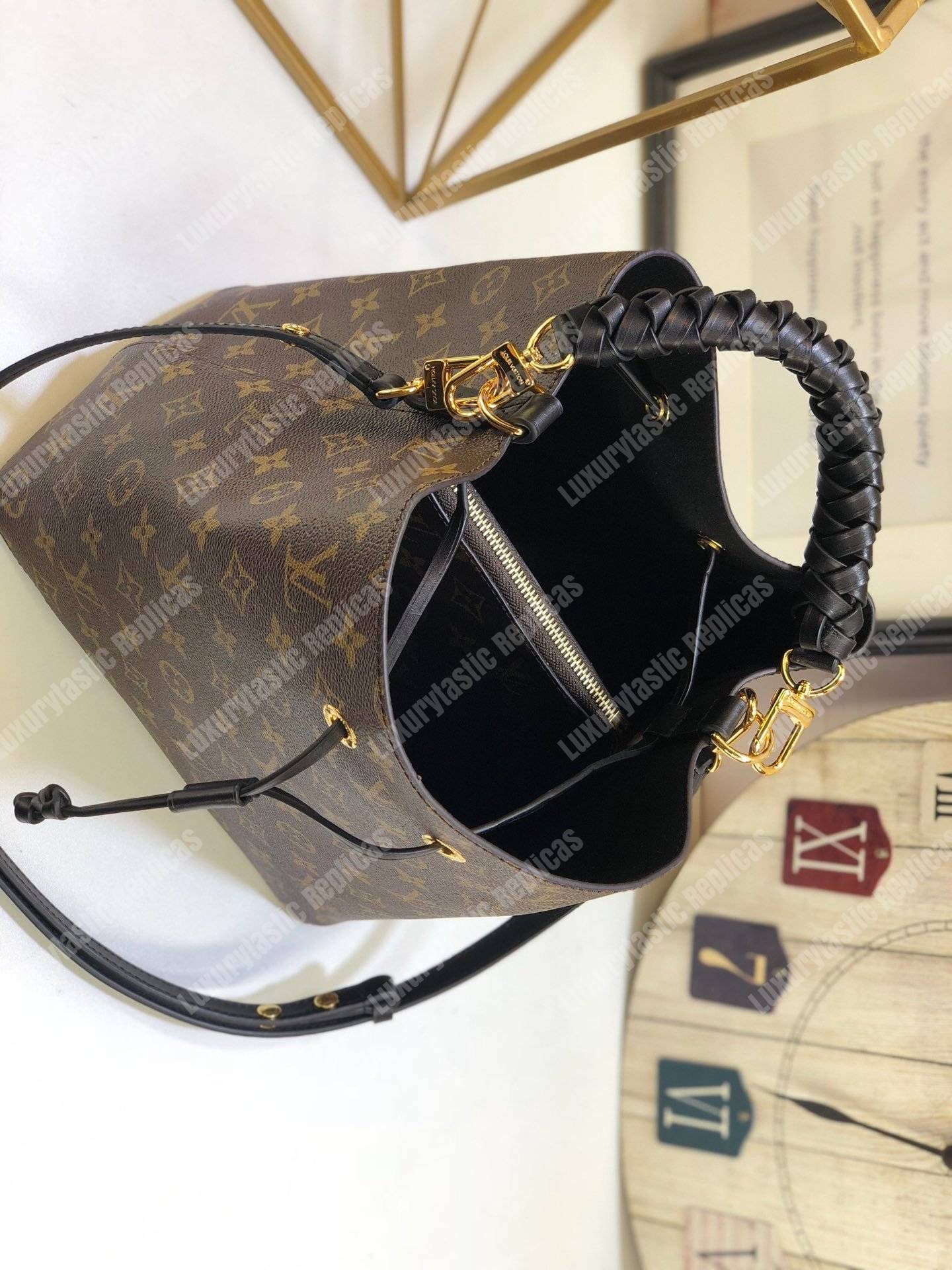 LV NéoNoé Monogram Bucket Bag Noir