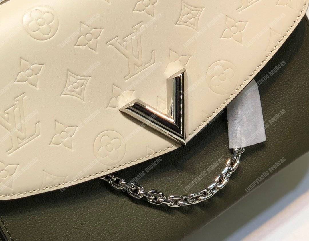 LV Very Messenger Handbag Monogram Kaki Fango