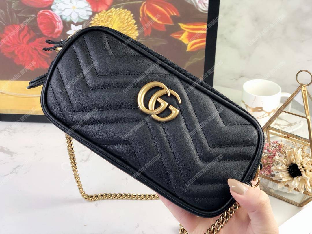 G*u*i gg marmont mini chain bag 3 zips black
