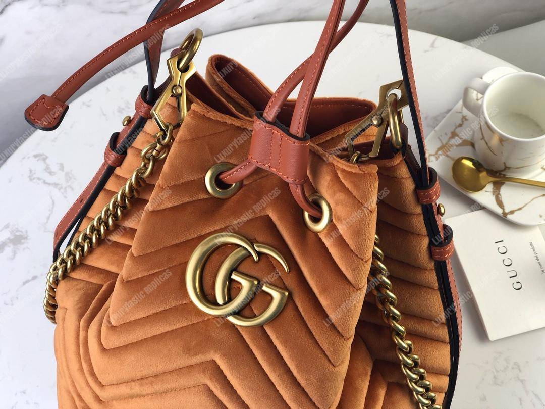 G*u*i gg marmont velvet bucket bag camel