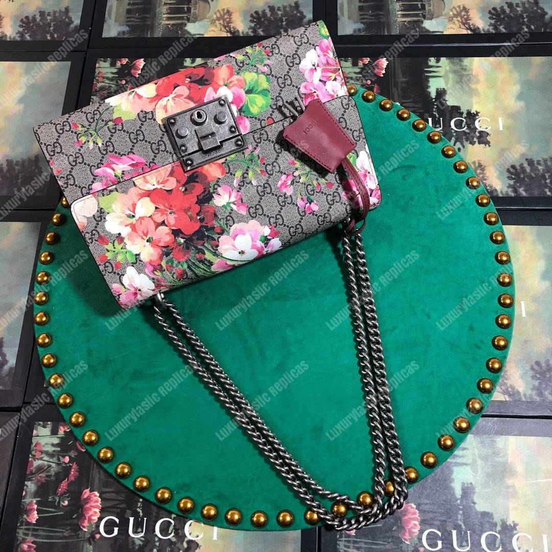 G*u*i padlock medium gg sup*e shoulder bag red blooms